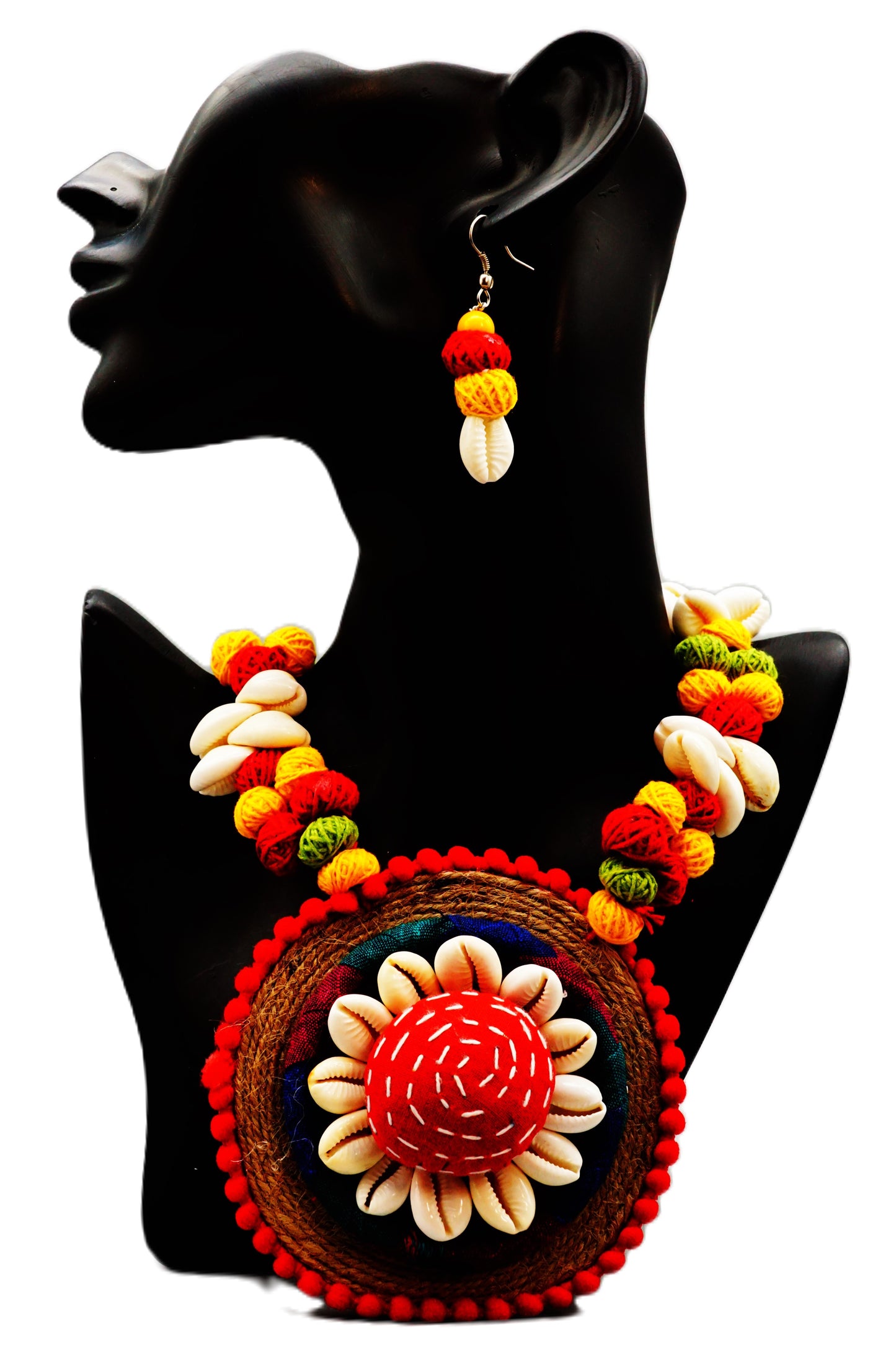 Seashell Handicraft Circle Locket Jute with Kaudi (Seashell) and Fabric based Necklace set