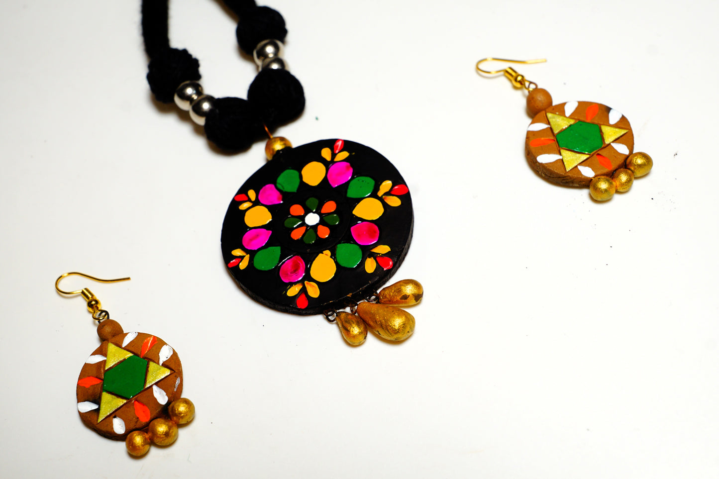 Terracotta Necklace Set with Earrings - Black round shaped Pendent Pattern#2