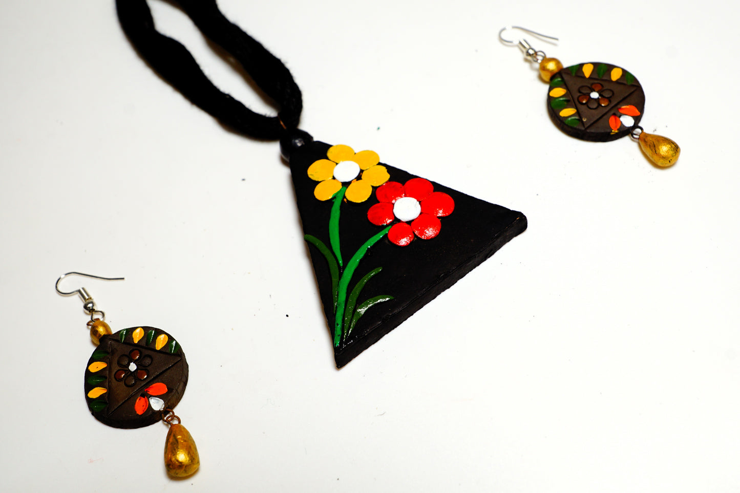 Terracotta Necklace Set with Earrings | Black Triangle shaped Pendent |